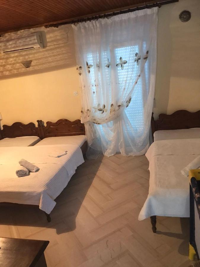 Angela - Zoi Rooms 斯基亚索斯镇 外观 照片