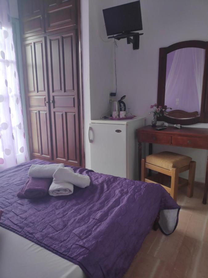 Angela - Zoi Rooms 斯基亚索斯镇 外观 照片