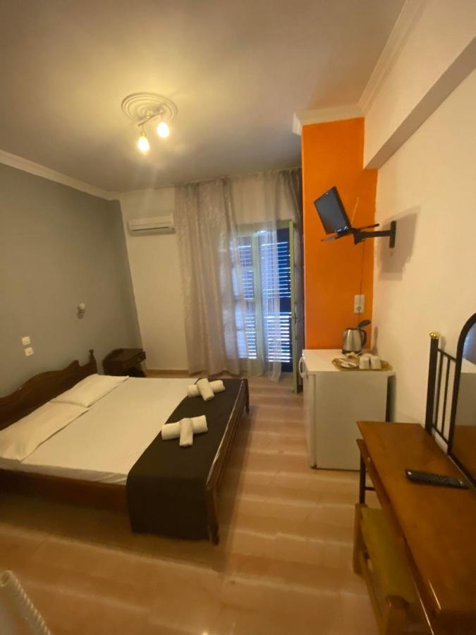 Angela - Zoi Rooms 斯基亚索斯镇 外观 照片